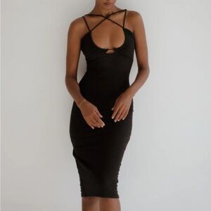 Reona Valentina black xs midi dress